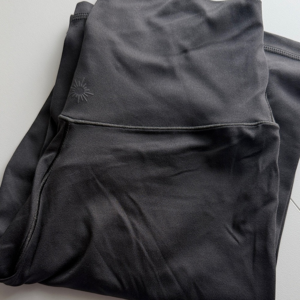 Offline by Aerie charcoal leggings